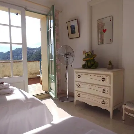Вилла Ac-villa Fleur De Rocaille Avec Superbe Vue Mer Теуль-сюр-Мер