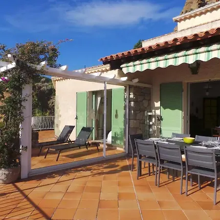 Вилла Ac-villa Fleur De Rocaille Avec Superbe Vue Mer Теуль-сюр-Мер
